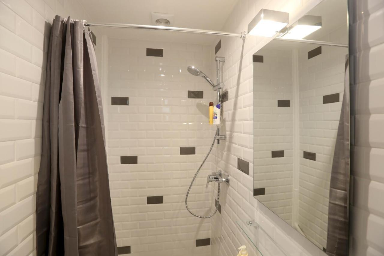 Apartament Renovated Studio For 2 Paryż Zewnętrze zdjęcie